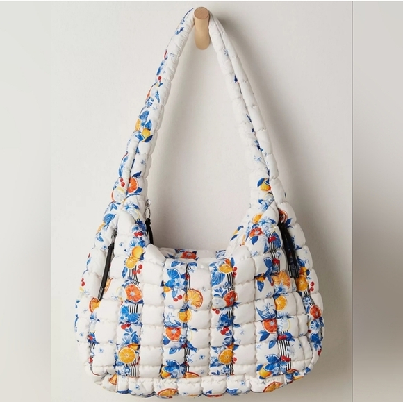 NWT!! Free People, FP Movement, Quilted Carryall Tote Bag, Tangerine Dream - Picture 2 of 8